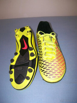 Kopačky NIKE MAGISTA - č. 40 - 2