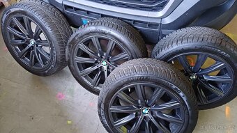 originální kola BMW - Disky + zimní pneu 245/45 R18 100V - 2