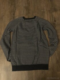 Bavlneny svetr velikost 146 značka RESERVED - 2
