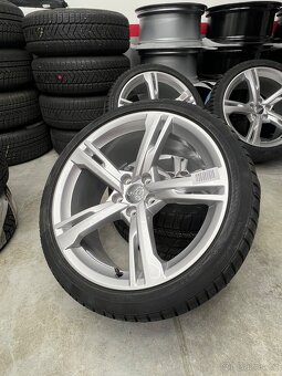 R19 zimní nepoužité Audi 255/35 - 2