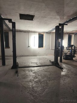 Dvousloupový zvedák Starline 4T - 2