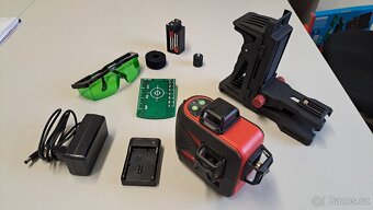 Samonivelační křížový laser, zelený 3x360° - 2