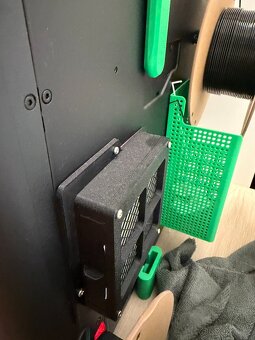 3D tiskárna Bambulab P1S 150h natištěno - 2