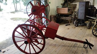 Hasičský hadicový naviják - 2