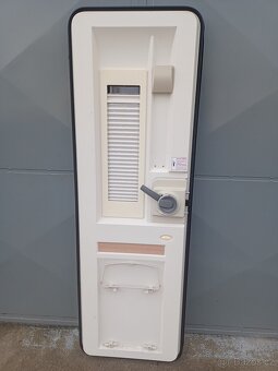 dveře pro karavan LMC, Bürstner a další - 2