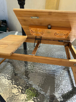 Stolek na notebook s ventilátory - 2