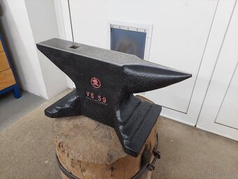 Kovadlina ŠKODA 52kg - 2