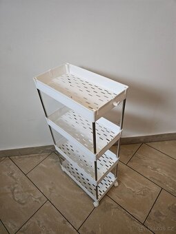 NOVÝ MOBILNÍ VOZÍK - REGÁL - 2