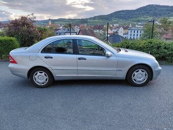 Mercedes Benz C 180 2,0 benzin - 2