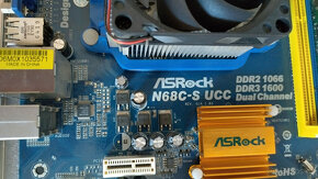 MB Asrock N68C-S UCC+AMD Athlon II X2 235e - 2,7GHz+RAM 4GB - 2