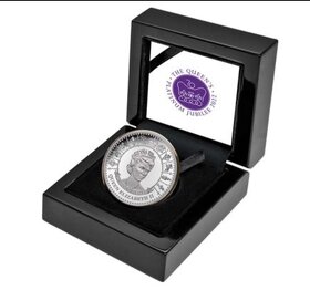 KRÁĽOVNÁ ALŽBETA II. JUBILEJNÁ 1 oz strieborná minca - 2