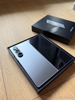 Samsung Galaxy Z Fold 6 256GB stříbrný - 2