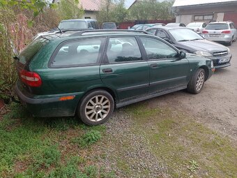 Volvo V40 1.8i 90kw ND - 2