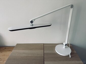 Yeelight - chytrá stolní lampa - 2