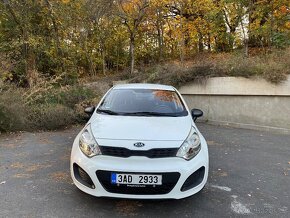 Kia Rio III. (2012) - krásný stav - 2