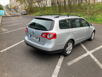 Volkswagen Passat 1.8 TSI 118 kw - 2