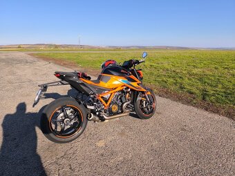 KTM 1290 SUPER DUKE R - 2