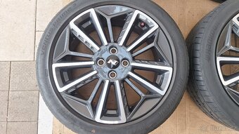 Alu kola Hyundai 17" 4x100 letní pneu 215/45 R17 5-6mm i20 - 2