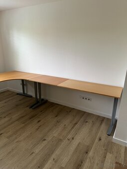 Pracovní stůl IKEA GALANT - 2
