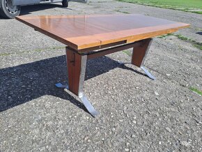 chromovaný stavitelný konferenční stolek - 2