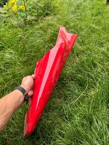 Podsedadlove plasty na Yamaha R1 98-99 - 2