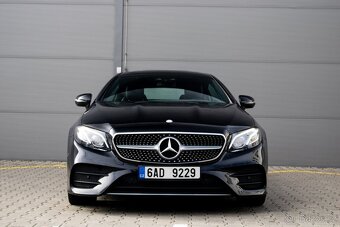 Mercedes-Benz E 300 Coupé - 2