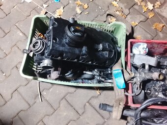 Prodám náhradní díly na škoda VW Seat Audi - 2