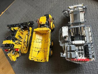 Lego technic stavebni stroje - 2