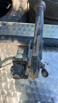 tažné zařízení skoda Octavie ll , bajonet, zasuvka , elektro - 2