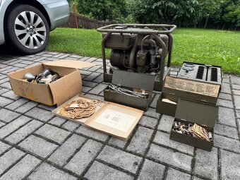 Vojenská elektrocentrála NS600 + náhradní díly - 2