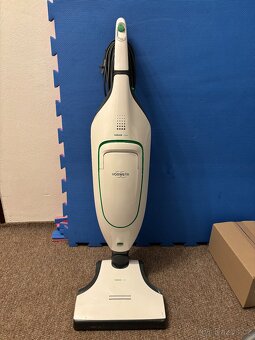 Vysavač Vorwerk VK200 s hlavou EB400 + příslušenství - 2