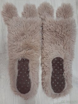 Teplé chlupaté “psí” bačkory – extrémní pohodlí a roztomilos - 2