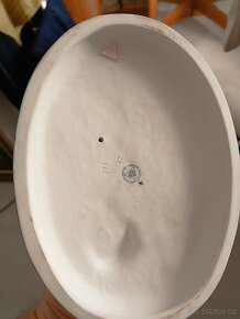 Keramická soška . - 2