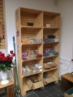 Nábytek do prodejny - květinářství - 2