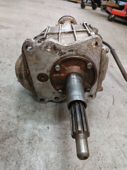 Převodovka Volha 24 - 2