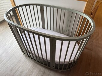 Dětská postýlka 9v1 a přebalovák - 2