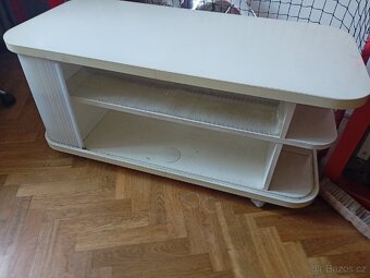 Konferenční stolek - 2