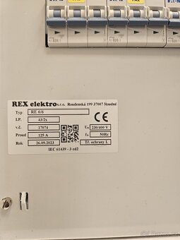 Prodám rozvaděč pro bytový dum - 2