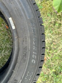 Pneu Michelin 215/65 R16 C - 2
