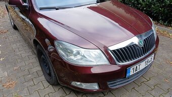 Škoda Octavia Combi 2 1.8 TSi 160 koní rok 2010 moc pěkná ČR - 2