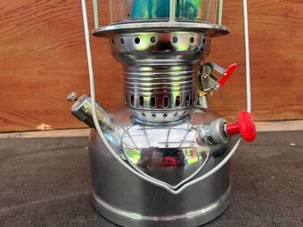Tlaková petrolejová lampa - 2