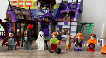 Lego Scooby-Doo Mystery Mansion 75904 - 2
