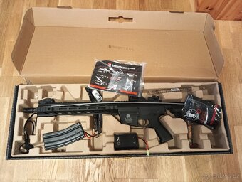 Airsoftová zbraň - 2
