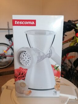 Univerzální kuchyňský mlýnek Tescoma Handy - 2