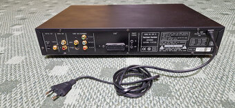 Harman Kardon AVR 4000 + Harman Kardon DVD 25 - 2