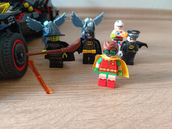 LEGO Batman 70917 Úžasný Batmobil - 2