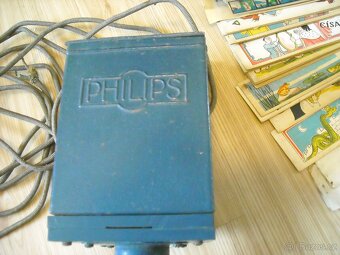 Starožitný dětský projektor - 2