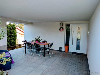 Dvougenerační bydlení v Hrbově u Velkého Meziříčí. - 2