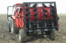 Rozmetadlo hnoje - chlévské mrvy - jednoosé 5 tun - 2