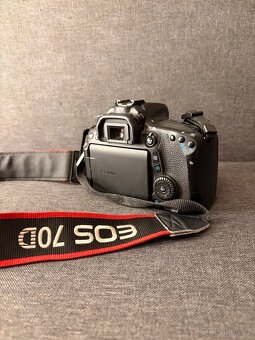 Canon EOS 70D - 2